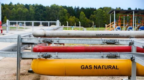 La central de ciclo combinado de UTE en Punta del Tigre. Foto: Presidencia