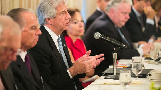 imagen de El presidente cree que Uruguay podía perder el juicio con Phillip Morris si seguía la estrategia de defensa adoptada en el gobierno de Mujica imagen de El presidente cree que Uruguay podía perder el juicio con Phillip Morris si seguía la estrategia de defensa adoptada en el gobierno de Mujica