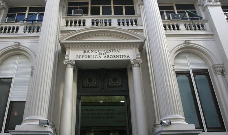 imagen de Banco Central argentino condenado a pagar US$ 721.236 por un tiempo compartido puntaesteño