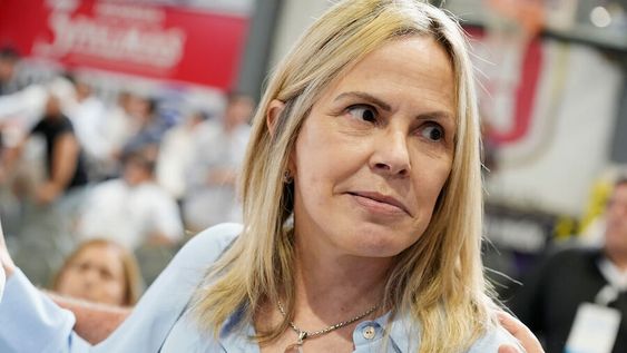Gabriela Fossati durante la Convención Nacional del Partido Nacional en el Club Larre Borges en Montevideo, diciembre 2023. Foto: Javier Calvelo / adhocFOTOS
