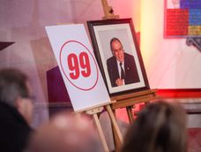 Homenaje a Hugo Batalla en la sede del Partido Colorado, el miércoles 8 de julio.
