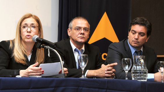 imagen de Ancap debe “achicar los costos” para lograr “mejores tarifas”; la gente es “demasiado inteligente” como para contar “otra historia” imagen de Ancap debe “achicar los costos” para lograr “mejores tarifas”; la gente es “demasiado inteligente” como para contar “otra historia”