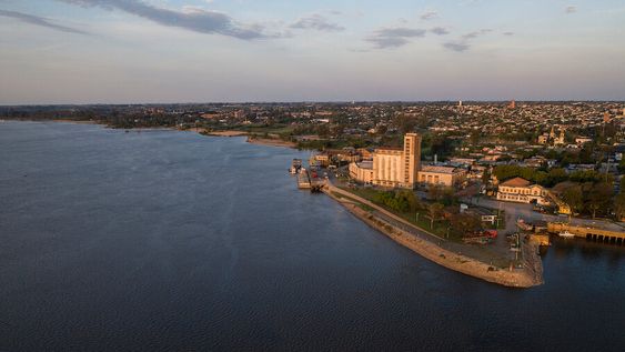 Vista aérea de Paysandú. Foto: Nicolás Celaya / adhocFOTOS Vista aérea de Paysandú. Foto: Nicolás Celaya / adhocFOTOS