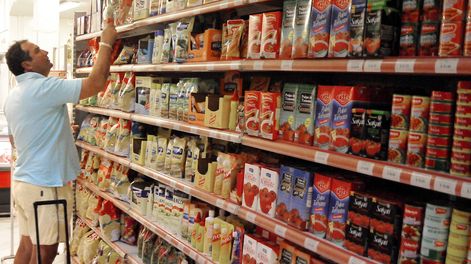 La participación de las cadenas de supermercados en las ventas de alimentos y bebidas cayó en los últimos años, según la gremial del sector