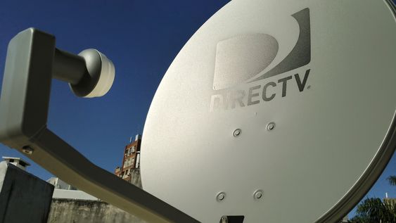 DirecTV logró un fallo favorable del gobierno en una disputa con Tenfield DirecTV logró un fallo favorable del gobierno en una disputa con Tenfield