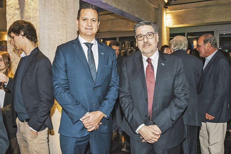 De Conaprole: gerente de Exportación Gastón Pescetto y gerente comercial Francisco Petrungaro.&nbsp;