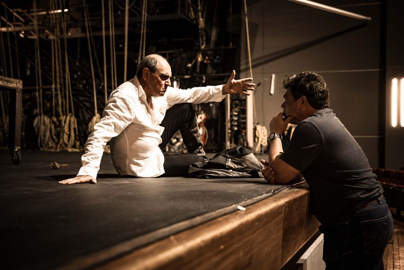 Fernando Philbert con Héctor Guido en un ensayo 
