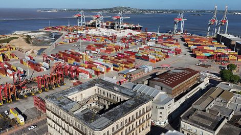 TCP aumentó otro poco su participación de mercado en el puerto de Montevideo. Foto: Nicolás Celaya / adhocFOTOS