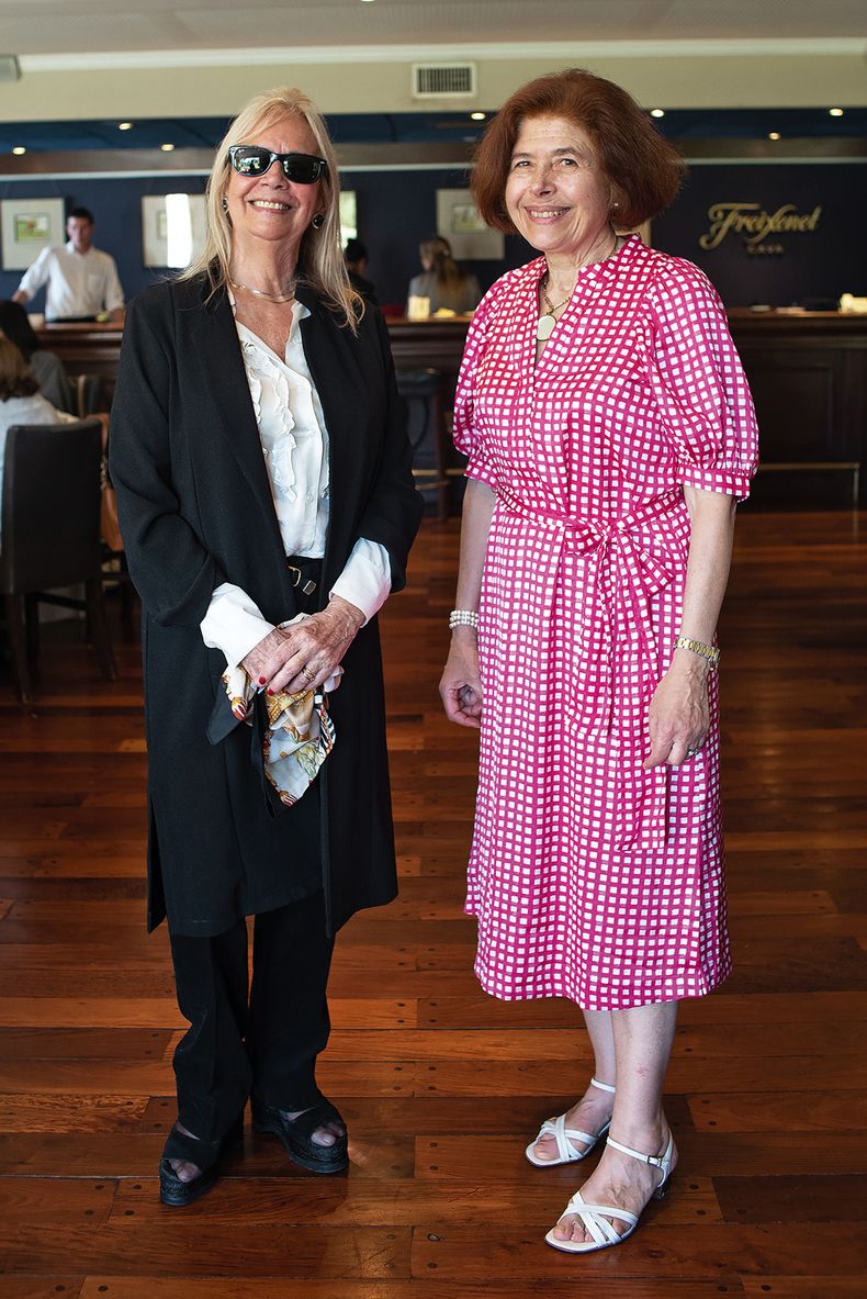 De la Asociación de Exalumnas del Sagrado Corazón: presidenta Fermina de los Santos y vicepresidenta María del Luján Flores