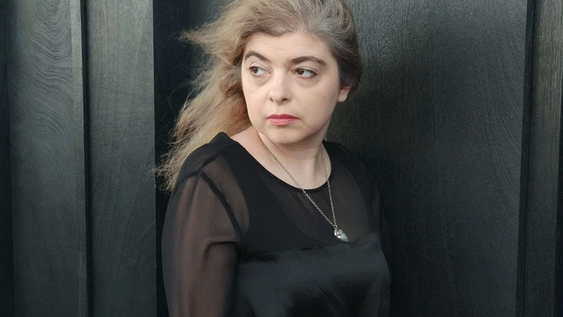 imagen de Oscuridad en medio del pecho imagen de Oscuridad en medio del pecho