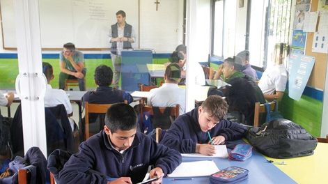 imagen de Los Pinos, Talvi y Da Silveira acusan por “agravio” al consejero de Primaria Caggiani al equiparar sus ideas con las de Pinochet