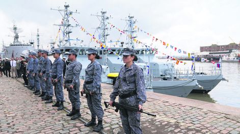 En 2022 arribaron a Montevideo tres lanchas de Estados Unidos que se sumaron a la Armada. Nicolás Celaya / adhocFOTOS