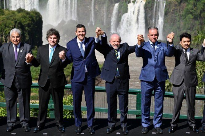 Los presidentes del bloque Mercosur en la ciudad brasileña de Foz de Iguazú, el pasado 20 de diciembre.