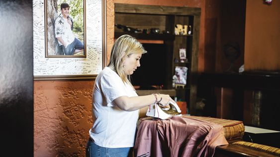un dia con valeria ripoll: entre las viandas y la campana rumbo al balotaje un dia con valeria ripoll: entre las viandas y la campana rumbo al balotaje