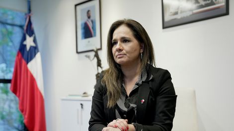 Vicecanciller de Chile, Gloria de la Fuente, durante la entrevista con Búsqueda