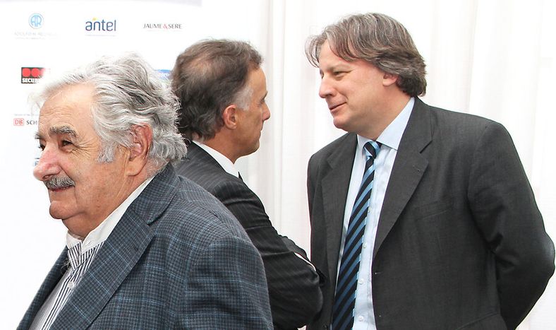 imagen de Calloia seguirá peleando por su inocencia en el “caso Pluna”, 		mientras la Fiscalía insistirá en la condena de Lorenzo