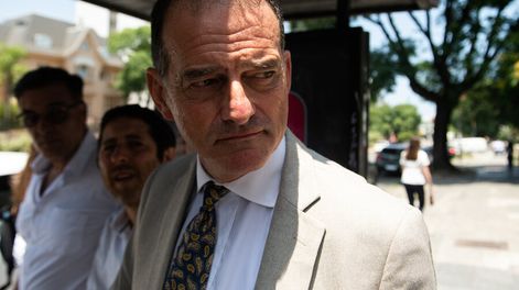 imagen de Un mano a mano entre  Lacalle Pou y Manini Ríos por cambios en Vivienda