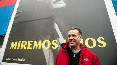 El intendente de Canelones, Yamandú Orsi. Foto: Santiago Mazzarovich / adhocFOTOS