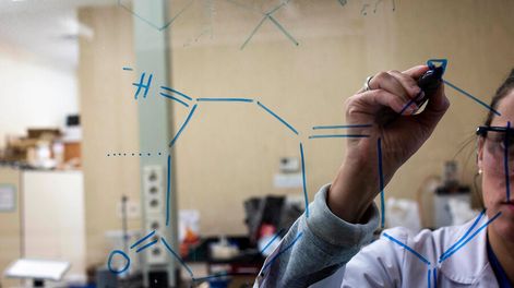 imagen de Más de 100 ingenieros se preparan para la “guerra” y desarrollan en silencio respiradores uruguayos