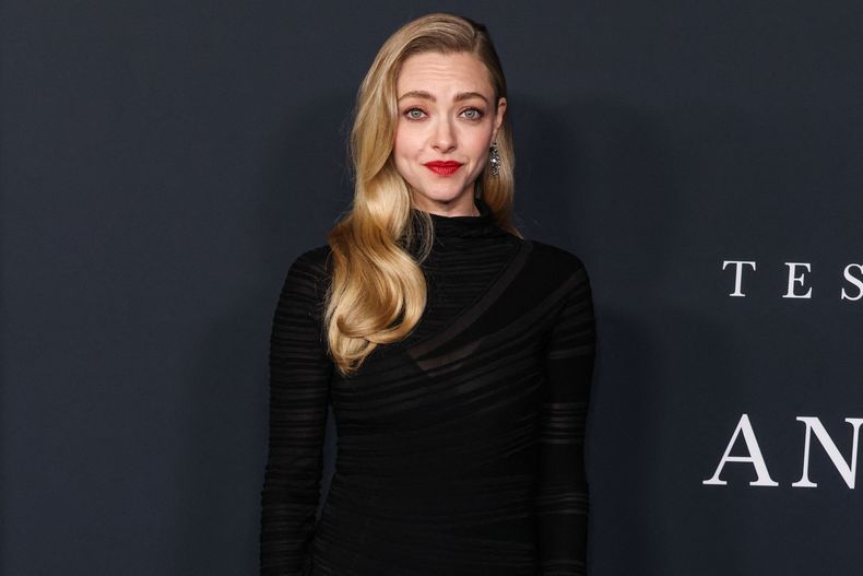 A pedido de la directora, Seyfried dejó de usar bótox durante un año para ponerse en la piel de Ann Lee.