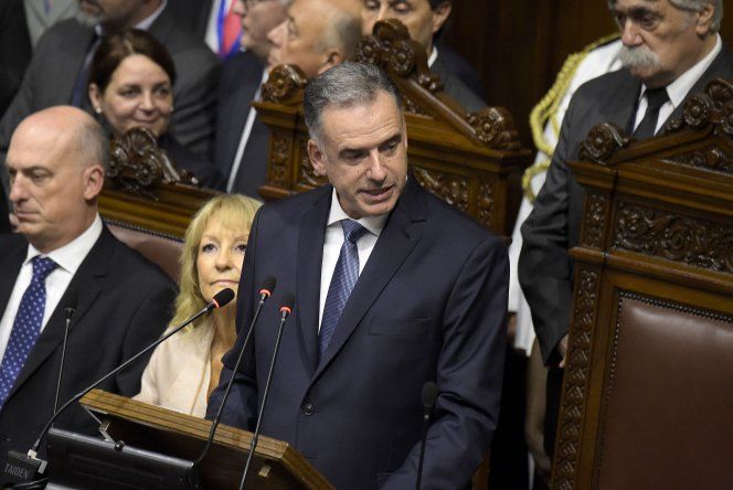 Yamandú Orsi, habla durante la ceremonia de asunción, 1° de marzo 2025.