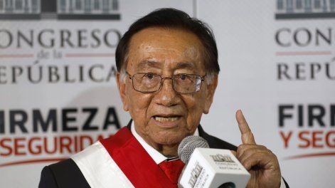 El nuevo mandatario interino de Perú, José María Balcázar.