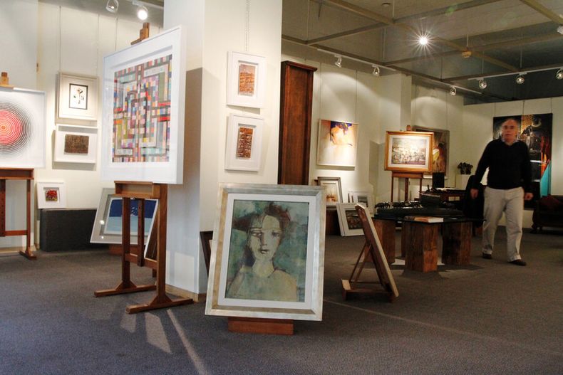 imagen de Con menos galerías, el mercado de arte pictórico atraviesa  un “parate” y depende cada vez más de clientes del exterior