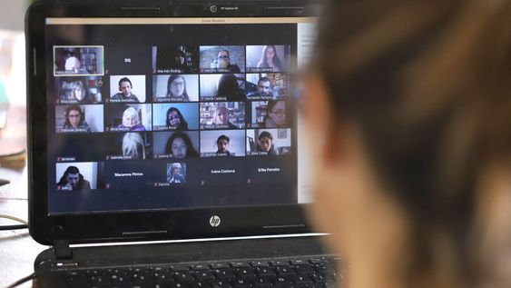 El riesgo mayor es que lo digital sea visto como algo coyuntural, cuando implica “un cambio de paradigma del siglo XXI”, dice el presidente del Ceibal. Foto: Ni