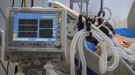 Paciente internado en el CTI del Hospital Maciel