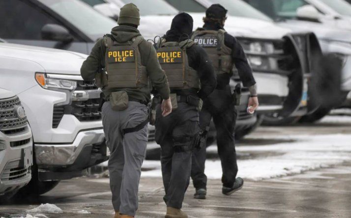 Policías del ICE en Estados Unidos.