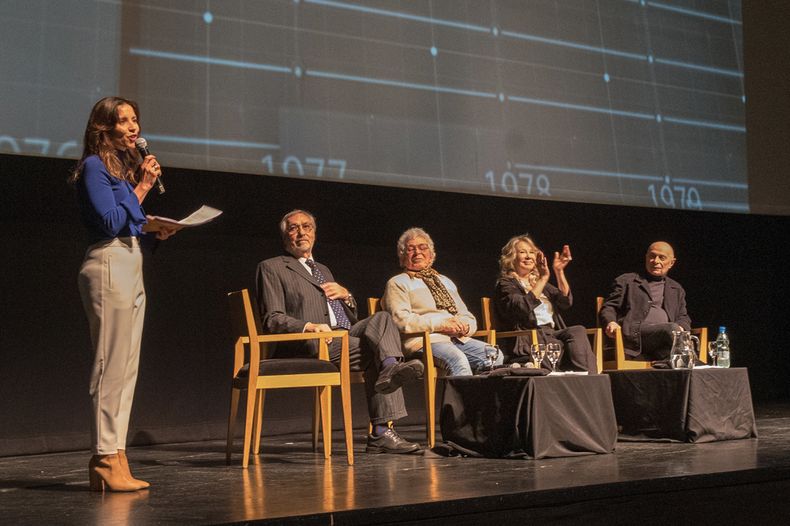 Cecilia Bonino con Luis Brandoni, Carlos Perciavalle, Soledad Silveyra y Mario Morgan