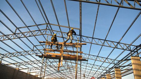 En la zona de la Ruta 101 hay más de un centenar de depósitos sobre padrones urbanos. Foto: Ricardo Antúnez / adhocFOTOS