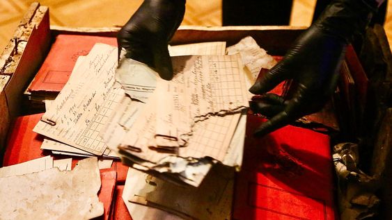 Las cajas fueron descubiertas tras más de 80 años en el archivo de la Corte Suprema Las cajas fueron descubiertas tras más de 80 años en el archivo de la Corte Suprema