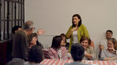 Búsqueda | mendive parte de este mundo teatro.jpeg