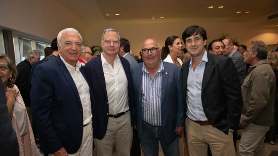 CEO de Banque Heritage Alejandro Suzacq, director de Heritage Suiza Marcos Esteve, intendente de Maldonado Miguel Abella y gerente de Heritage Punta del Este Enrique Miranda. CEO de Banque Heritage Alejandro Suzacq, director de Heritage Suiza Marcos Esteve, intendente de Maldonado Miguel Abella y gerente de Heritage Punta del Este Enrique Miranda.