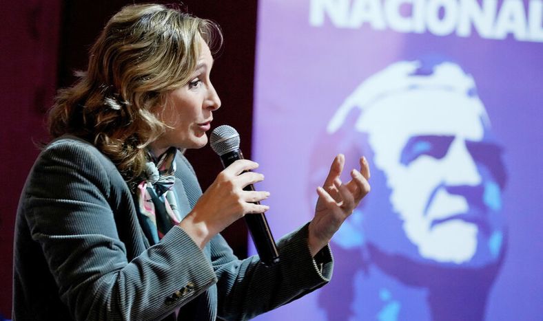 Laura Raffo. Foto: Javier Calvelo / adhocFOTOS