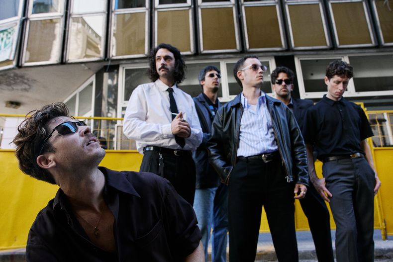 Montevideo es la primera parada de la extensa gira internacional del grupo de música indie pop argentino Bándalos Chinos, que recorrerá escenarios de América Latina, Estados Unidos y España