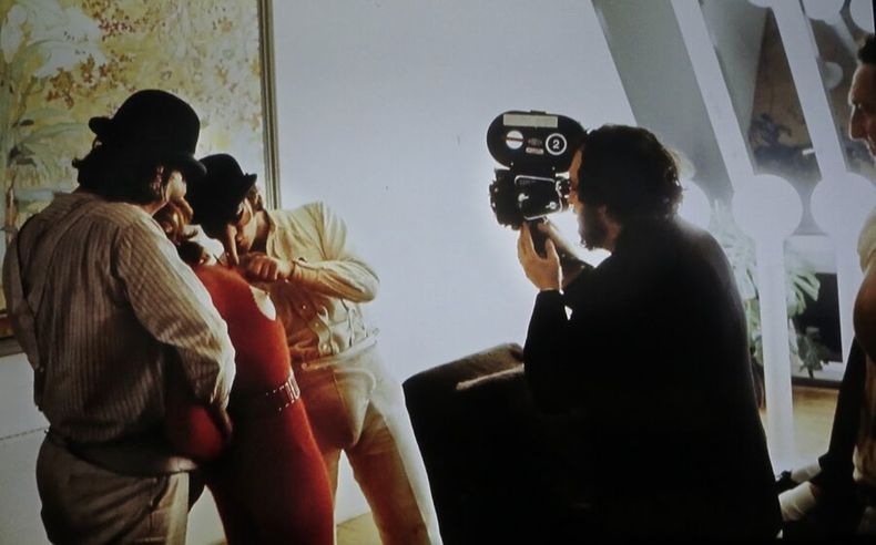 Stanley Kubrick en plena filmación.