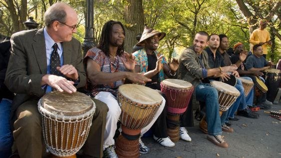 El visitante. El visitante.