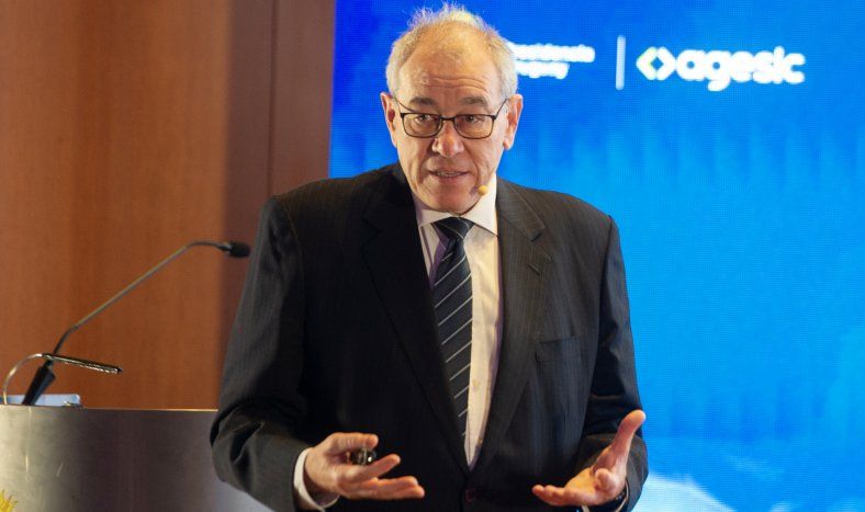 Daniel Mordecki en un evento de la Agesic.