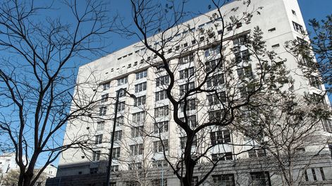 Edificio del Banco de Seguros del Estad. Foto: Ricardo Antúnez / adhocFOTOS