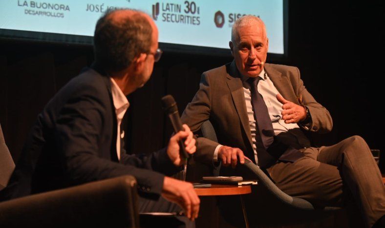 Carlos Negro en Desayuno Búsqueda.