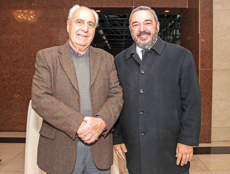 Víctor Rossi con senador Mario Bergara