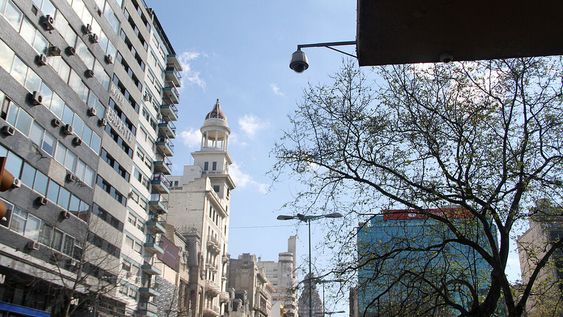 imagen de El Ministerio del Interior amplía  la cantidad de cámaras de vigilancia y recurre a las del sector privado