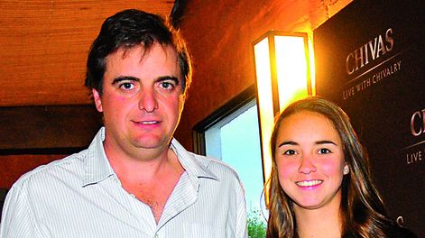 imagen de Manuela Barros y Miguel Reyes ganadores del Abierto de La Tahona