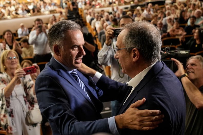 Yamandú Orsi y José Carlos Mahía