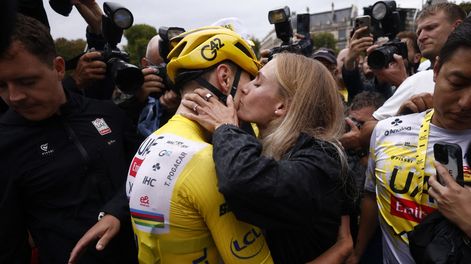 Búsqueda | AFP__20250727__67Z86LP__v1__MidRes__CyclingTdf2025Stage21