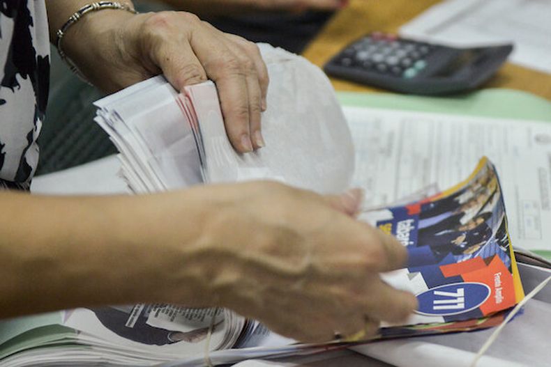 imagen de Empresarios se muestran cautos al momento de donar dinero a partidos políticos para financiar sus campañas electorales