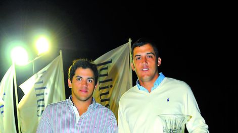 imagen de Los hermanos Adrián y Dorian Delmás ganaron la Copa Aníbal Vigil después de veinte años sin triunfos de los golfistas paraguayos