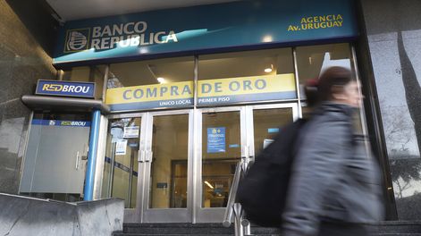 El BROU tiene casi la mitad de las sucursales del sistema bancario local. Foto: Nicolás Der Agopián / Búsqueda